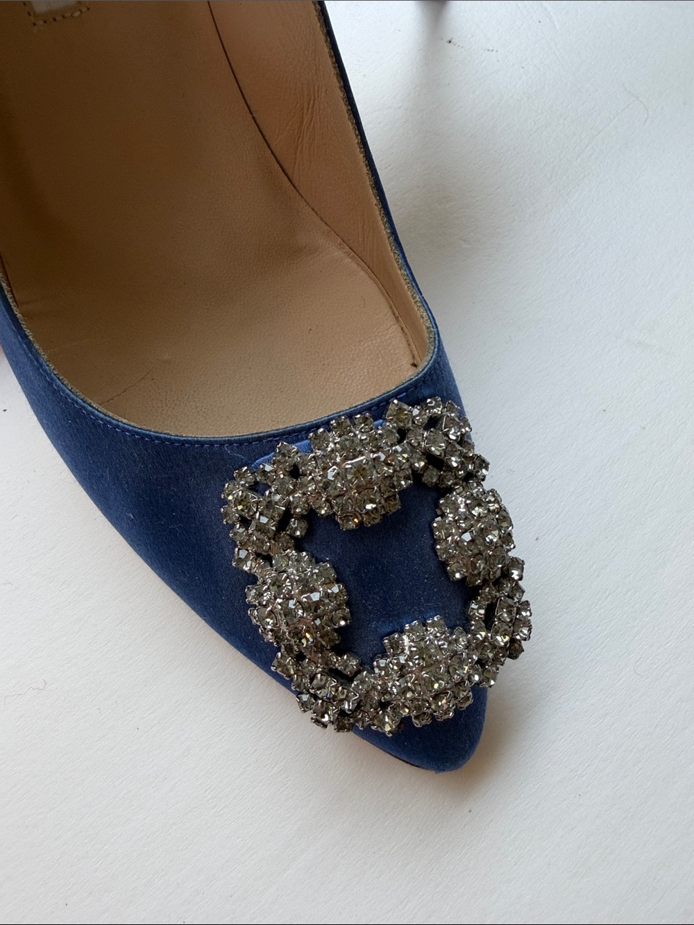 Manolo Blahnik Hangisi Blue Satin Pumps - Picture 3 of 4